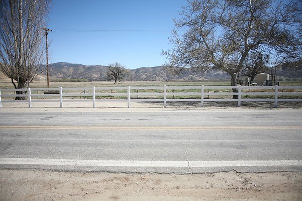 Tejon.DWR.Road.131