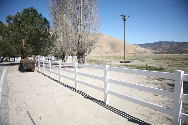 Tejon.DWR.Road.133