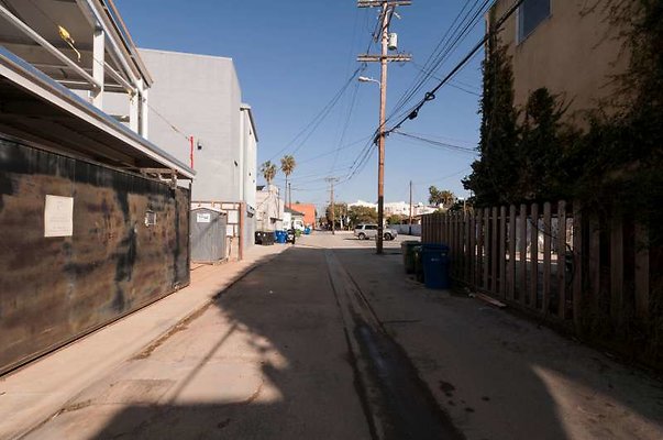 10352 street4