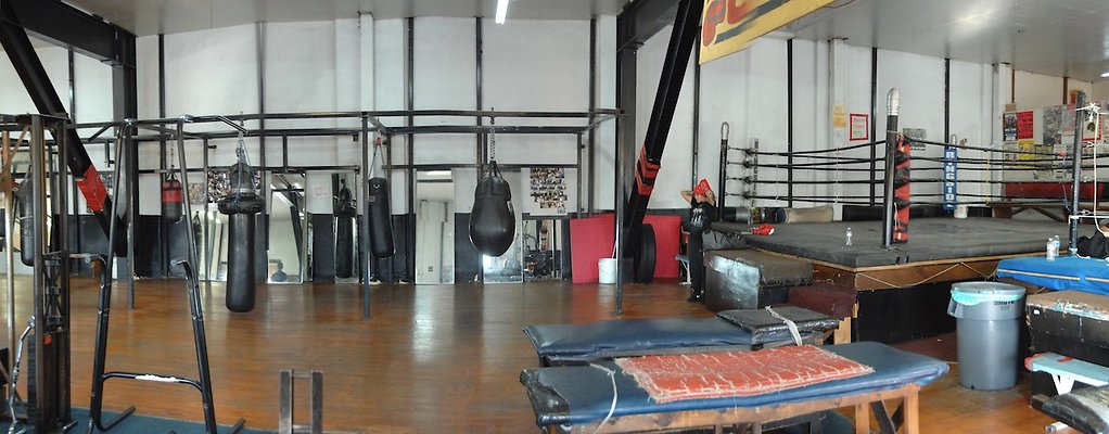 Broadway Boxing Gym.South Central04
