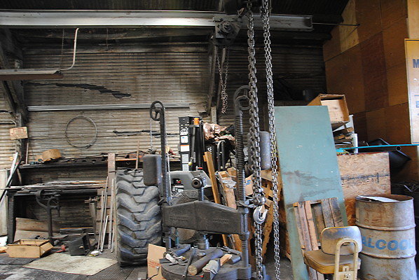 Eric Machinery.Machine Shop.LA14