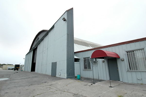 16 Warehouse-028