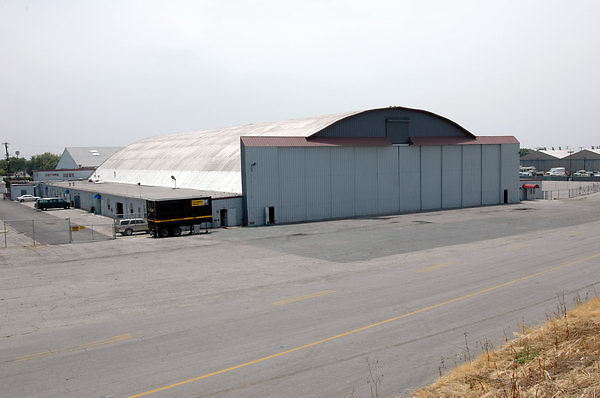 16 Warehouse-001