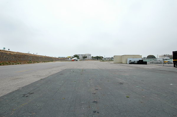 16 Warehouse-033