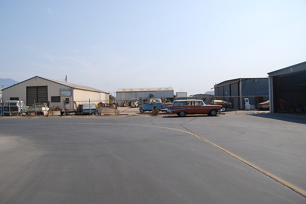 Roweenas.Hangar.Santa.Paula.22