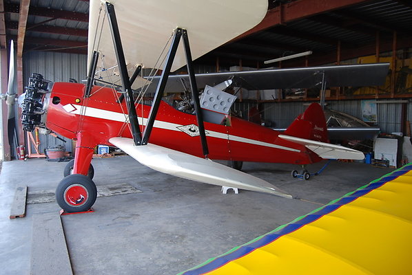 Roweenas.Hangar.Santa.Paula.19