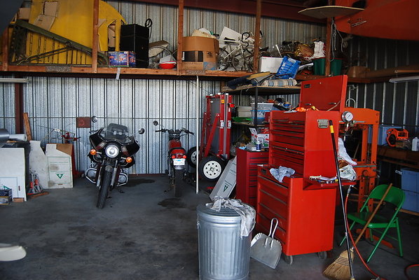 Roweenas.Hangar.Santa.Paula.21