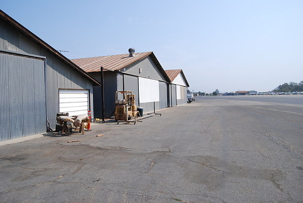 Roweenas.Hangar.Santa.Paula.12