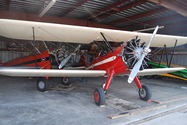 Roweenas.Hangar.Santa.Paula.18