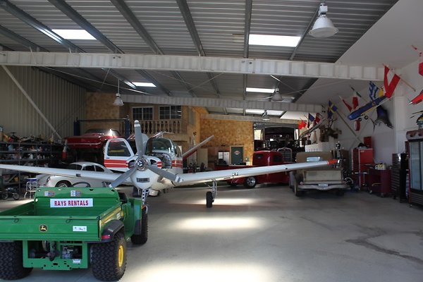 Whiteman.Hangars.113