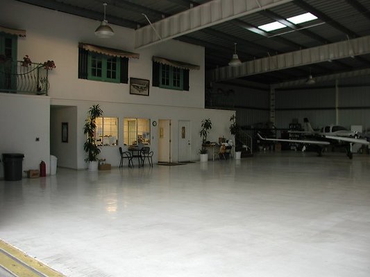 WHitman.Hangar.31.10