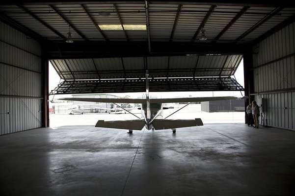 LB.Aerolease.Hangar.16