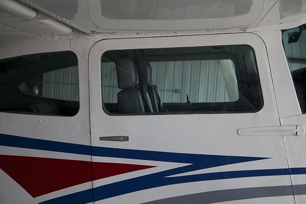 LB.Aerolease.Hangar.23