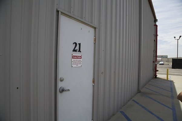 LB.Aerolease.Hangar.12