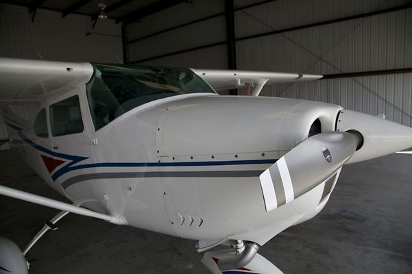 LB.Aerolease.Hangar.18