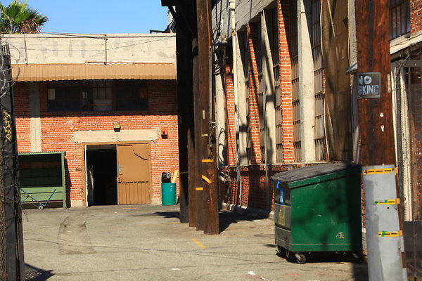 045-SCS Warehouse, East L.A. 7-02-09-