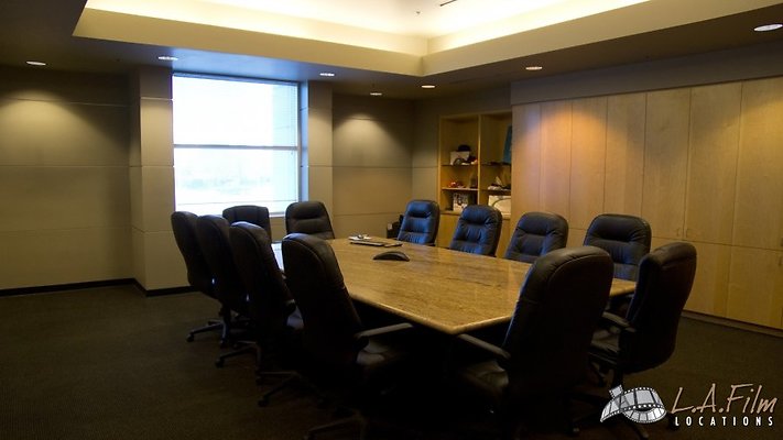 Warehouse.HQ.1.LAFIlmLocations.SantaClarita 07