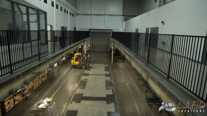 Warehouse.Rockerfeller.LAFIlmLocations.SantaClarita64
