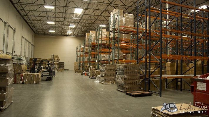Warehouse.Com.1.LAFIlmLocations.SantaClarita 15