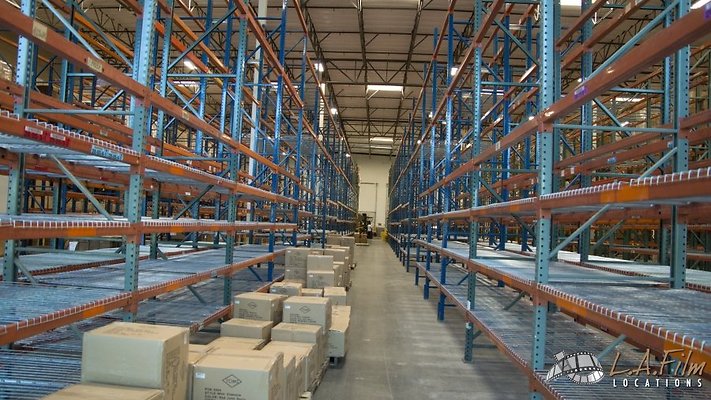 Warehouse.Com.1.LAFIlmLocations.SantaClarita 16