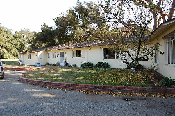 Ventura Farms Yellow Guest House