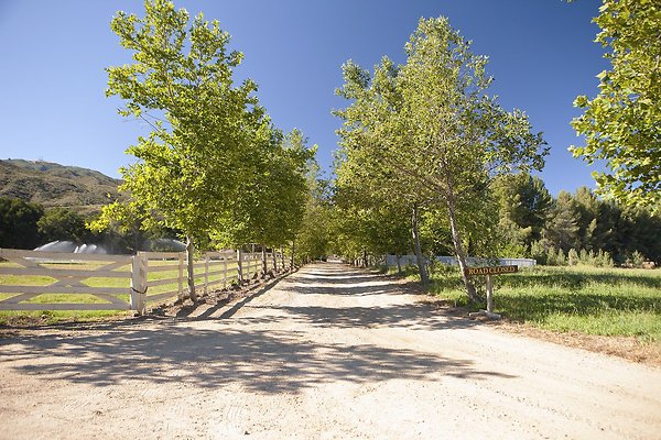 main-ranch-house-road