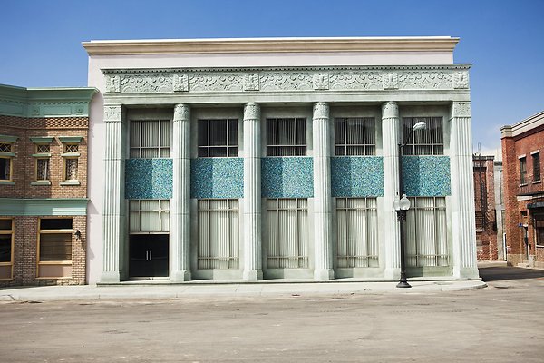 store-front-columns