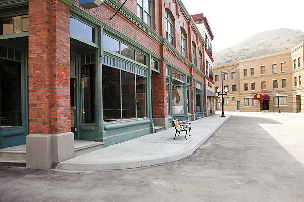 block-view-sidewalk-bench