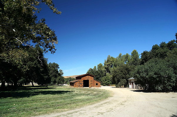 GOR.Placerita.Cyn.Barn.32