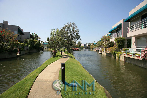 Island &amp; Lagoon 0093 20