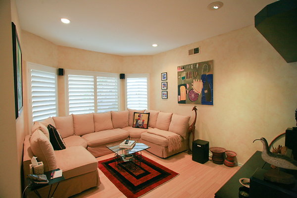 Family Room 0014 1