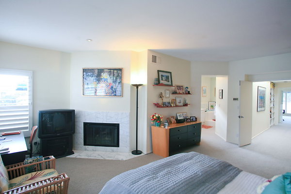 Master Bedroom 0039 1