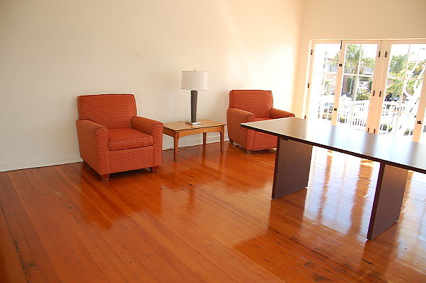 OddFellows.Mezzine Apartment.110