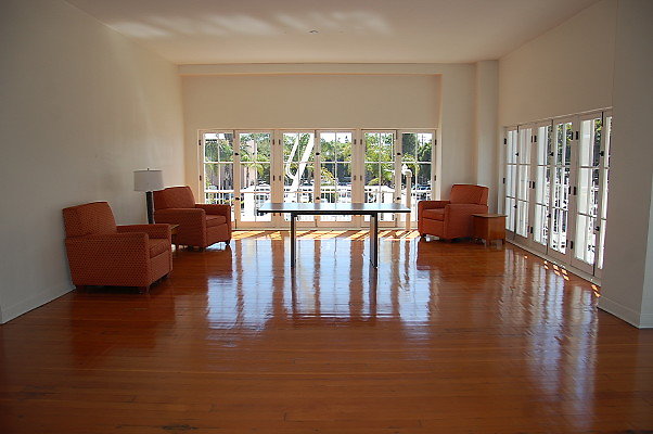 OddFellows.Mezzine Apartment.109