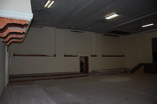 OddFellows.3rd Floor Theater03