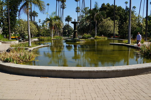 Fountain.Will.Rogers.Park.BH13