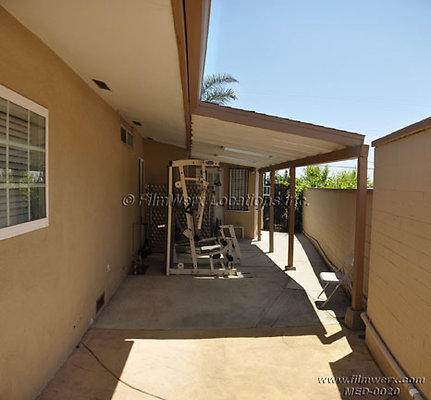 med-0020 patio 4 64