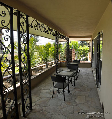 med-0020 patio 2 22