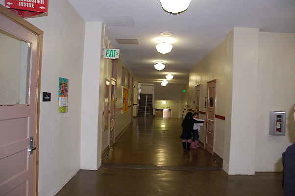 Longfellow Elementary.Pasadena USD.Hallways