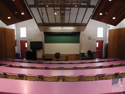 Loyola.Law.Tiered.Hall21