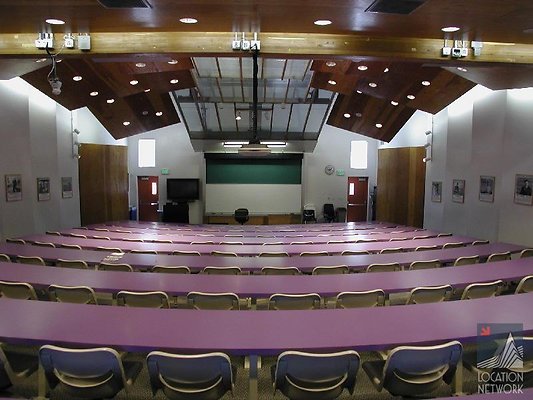 Loyola.Law.Tiered.Hall04