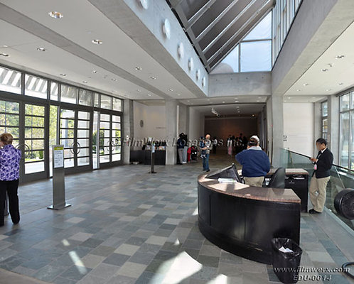 edu-0014 lobby 3 10