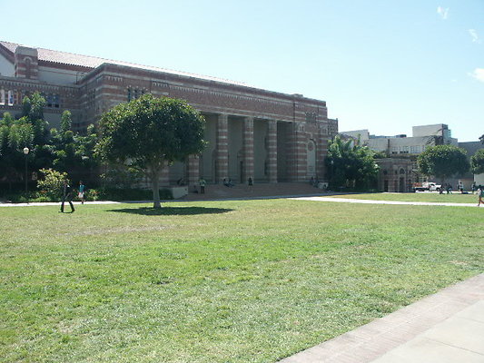 UCLA.Wilson.Plaza