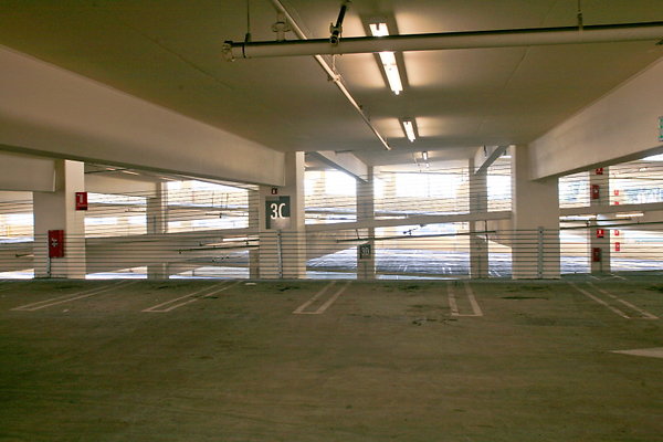 Parking Structure 3 0281 1