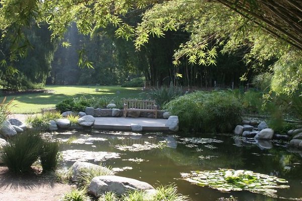 The Huntington.Water.Bridges
