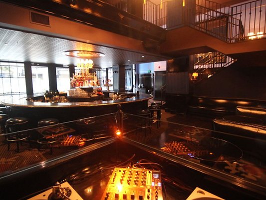 broadway bar 10 20140723 1483859445-705x529