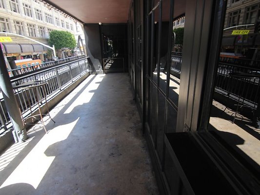 broadway bar 23 20140723 1609551782-705x529