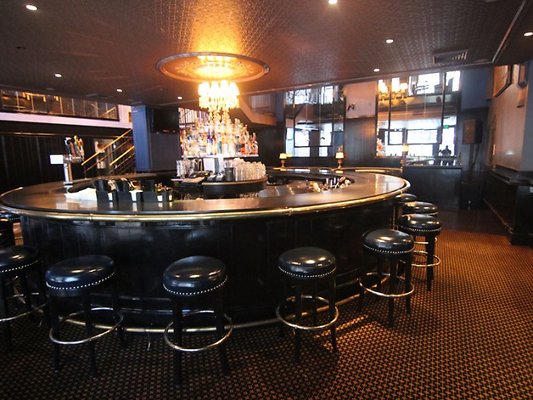broadway bar 9 20140723 1628309929-705x529