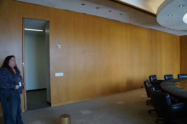 LA.Times.Founders Con Room