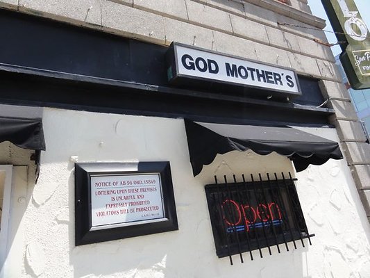 Godmothers Saloon San Pedro